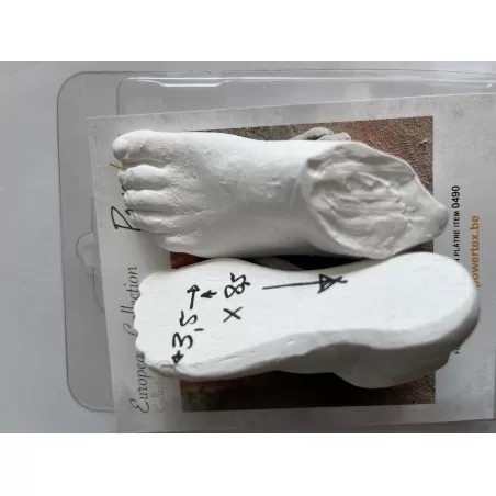 stopy belli wykonane z gipsu 35 x 85 cm 1
