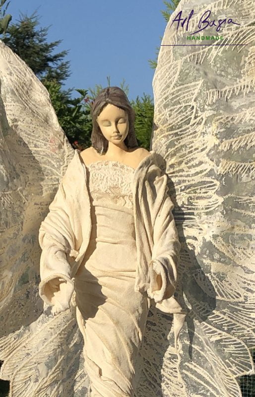  Anioł ten nosi w sobie spokój i nadzieję, które staram się przekazać poprzez wszystkie moje dzieła. 