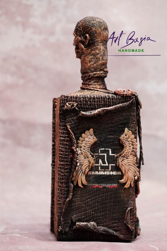 Butelka inspirowana zespołem Rammstein – personalizowana sztuka dla fanów 6 IMG 0159