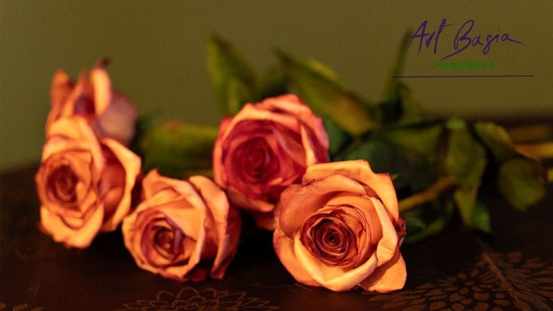 Bukiet róż z foamiranu – z zimną porcelaną na łodygach 9 Roza z foamiranu bukiet artbasia 24