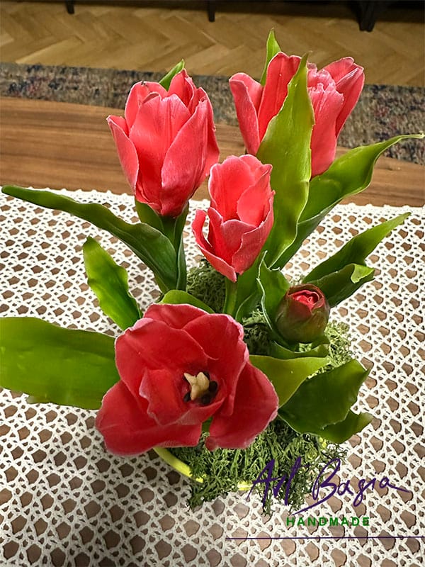 Tulipany z zimnej porcelany – wiosna, która nie przemija 5 Tulipany zimna porcelana czerwone 4