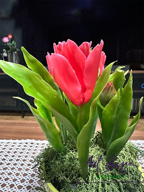 Tulipany z zimnej porcelany – wiosna, która nie przemija 6 Tulipany zimna porcelana czerwone 5