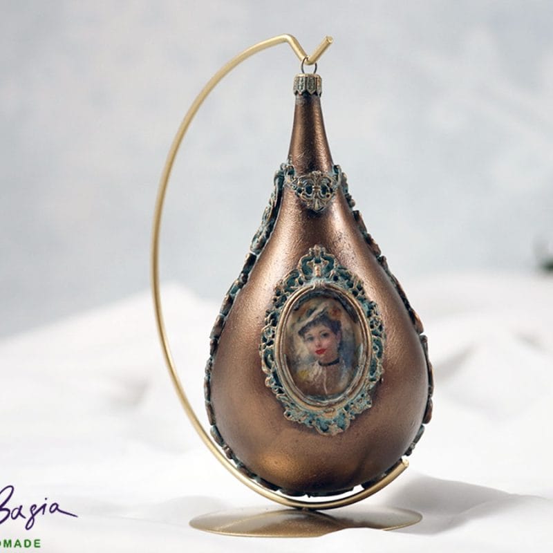 Bombka w kształcie łzy 18 cm z portretem damy – ręcznie zdobiona, ArtBasia Handmade