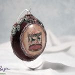 Medalion świąteczny 12 cm z grafiką karuzeli, ręcznie zdobiony, ArtBasia Handmade.