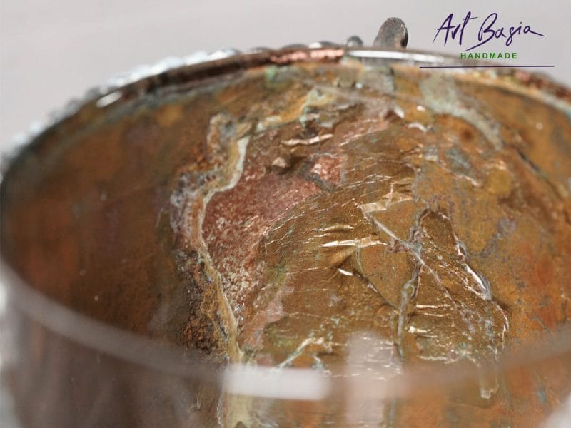 Wnętrze artystycznej szklanki fantasy – czyste szkło, dekoracja wyłącznie na zewnątrz ArtBasia